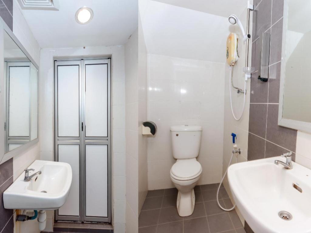 Oyo 1090 Hollitel Hotel Melaka Εξωτερικό φωτογραφία